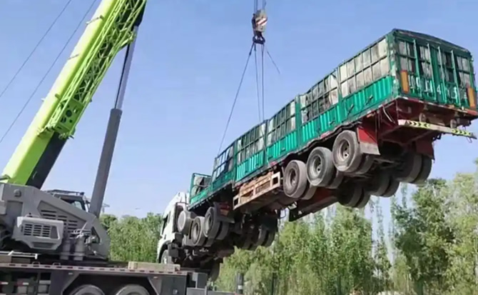 周村区道路脱困救援案例